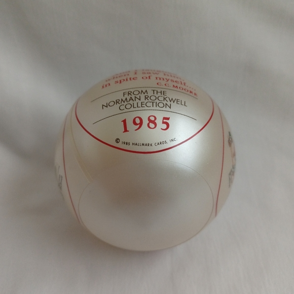 Hallmark Norman Rockwell Christmas Santa Ornament - Picture 4 of 11